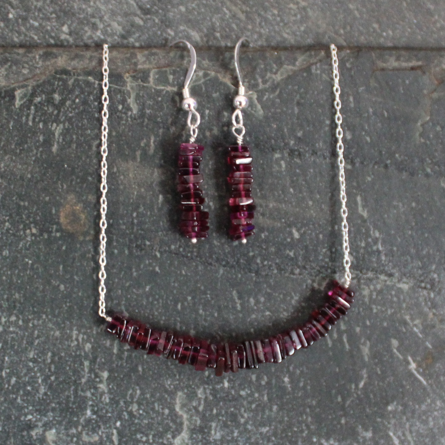 Garnet Bar Set