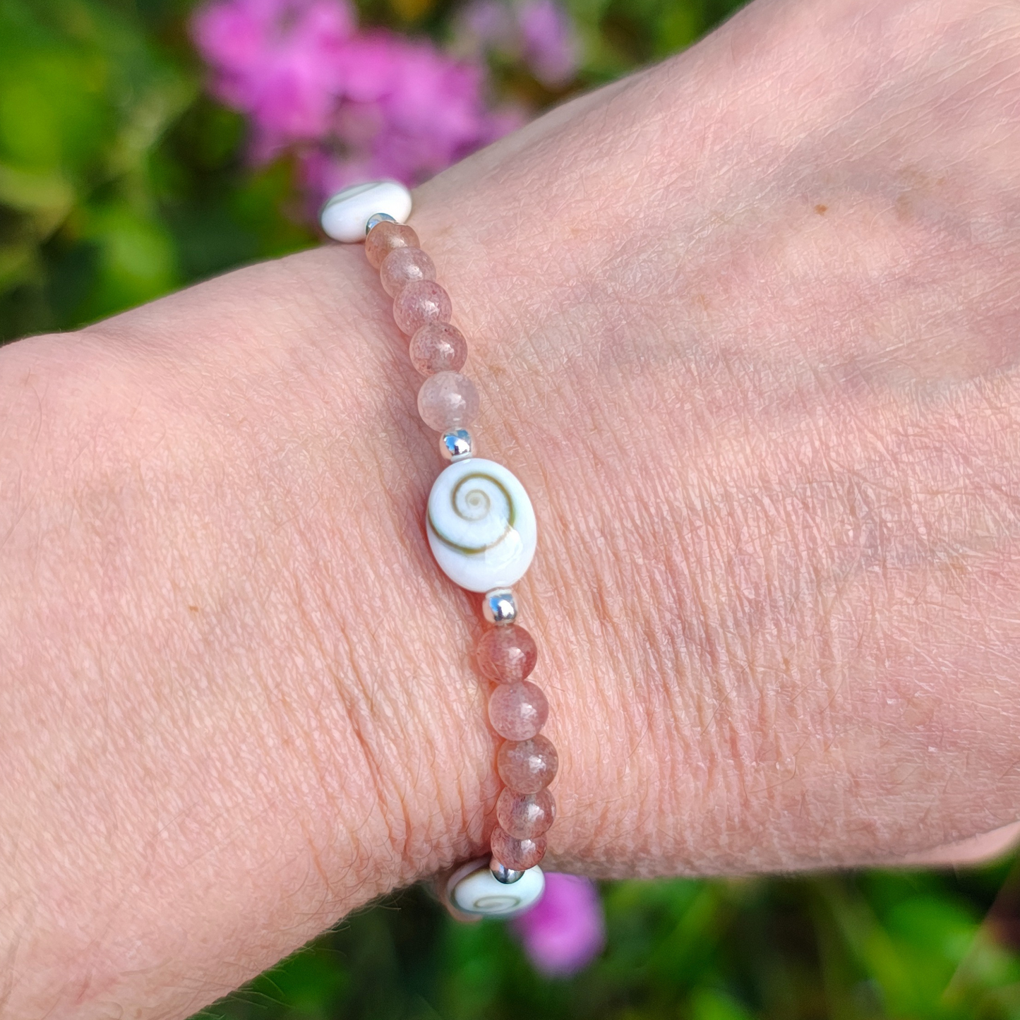 Heart of the Ocean – Shiva Shell, Strawberry Quartz & Silver Bracelet